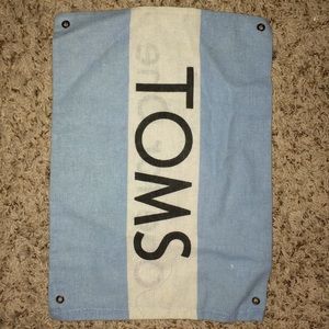 Toms dust bag